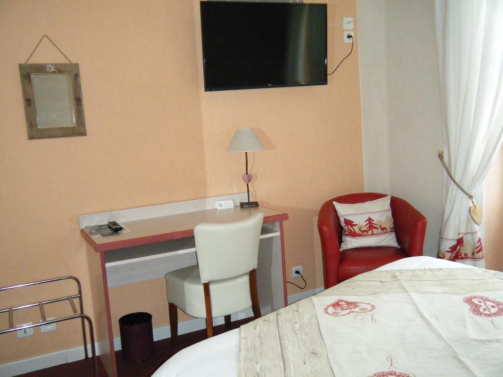 Hotel Gambetta لون-لو-سونييه المظهر الخارجي الصورة